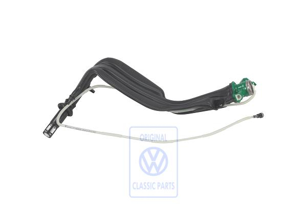 Fuel filler neck for VW Polo Mk3