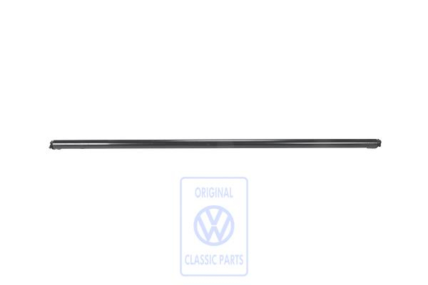 Side reinforcement for VW T4