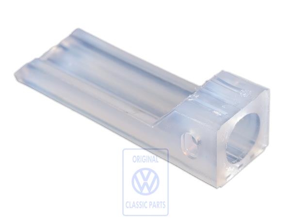 Guide bush for VW T4