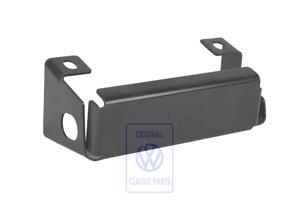 Retainer plate for VW Golf Mk4 Convertible