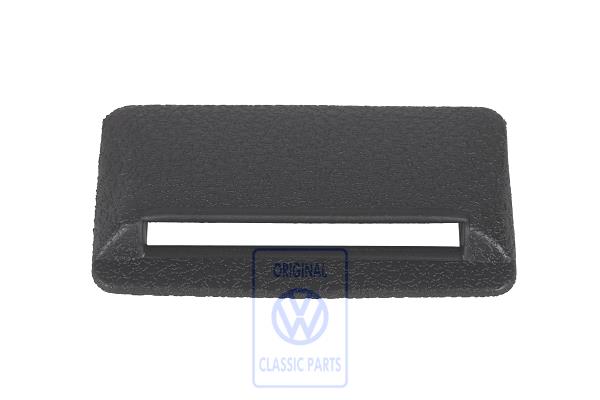 Belt trim for VW T3