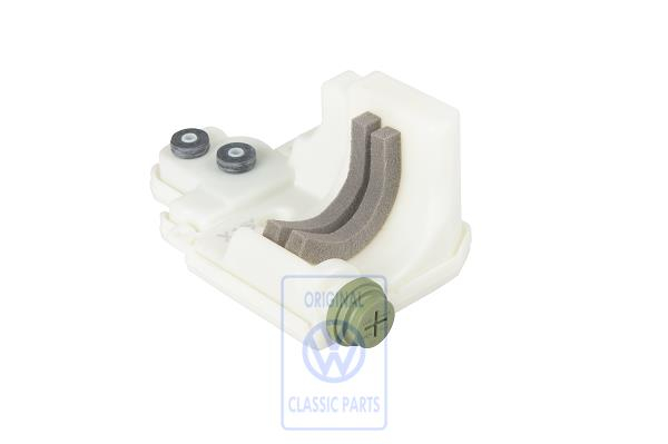 Hydraulic container for VW Lupo