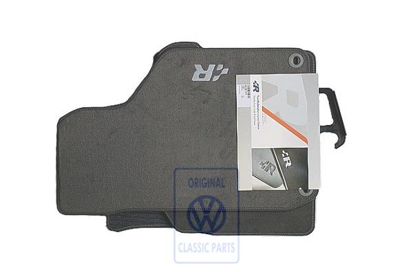 R32 floor mats for VW Golf Mk4