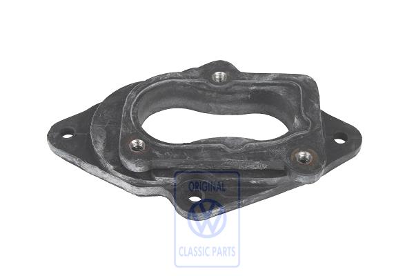 Intermediate flange