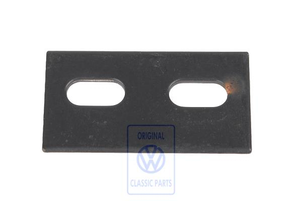 Distance plate for VW Caddy Mk1