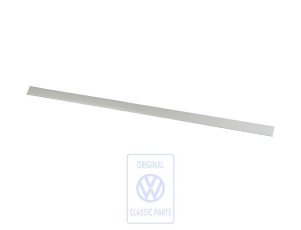 Cover strip for VW T4