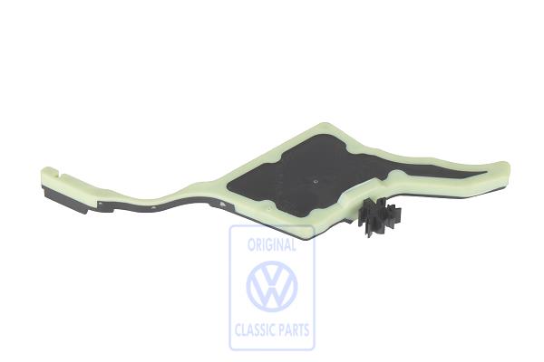 Pillar plate for VW Golf Mk5