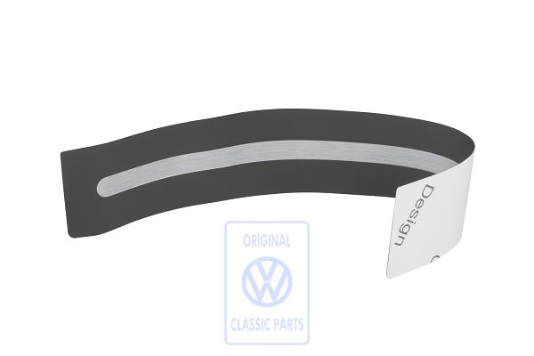 Sill trim strip for VW T5