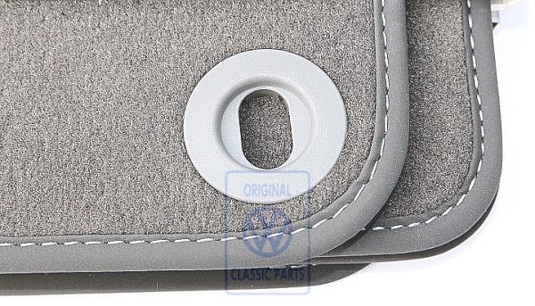 R32 floor mats for VW Golf Mk4