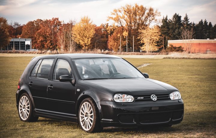Reproductions for the Golf Mk4 R32: a powerful commitment to a powerful Golf